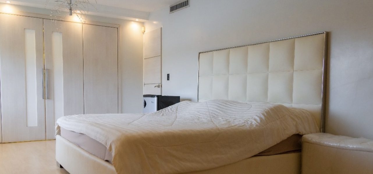 PUNTA MARINA, Venta de Apartamento, Lecheria