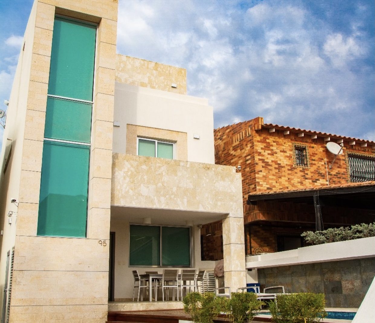 Palafito CASAS BOTE C, Venta de Casa, Lecheria