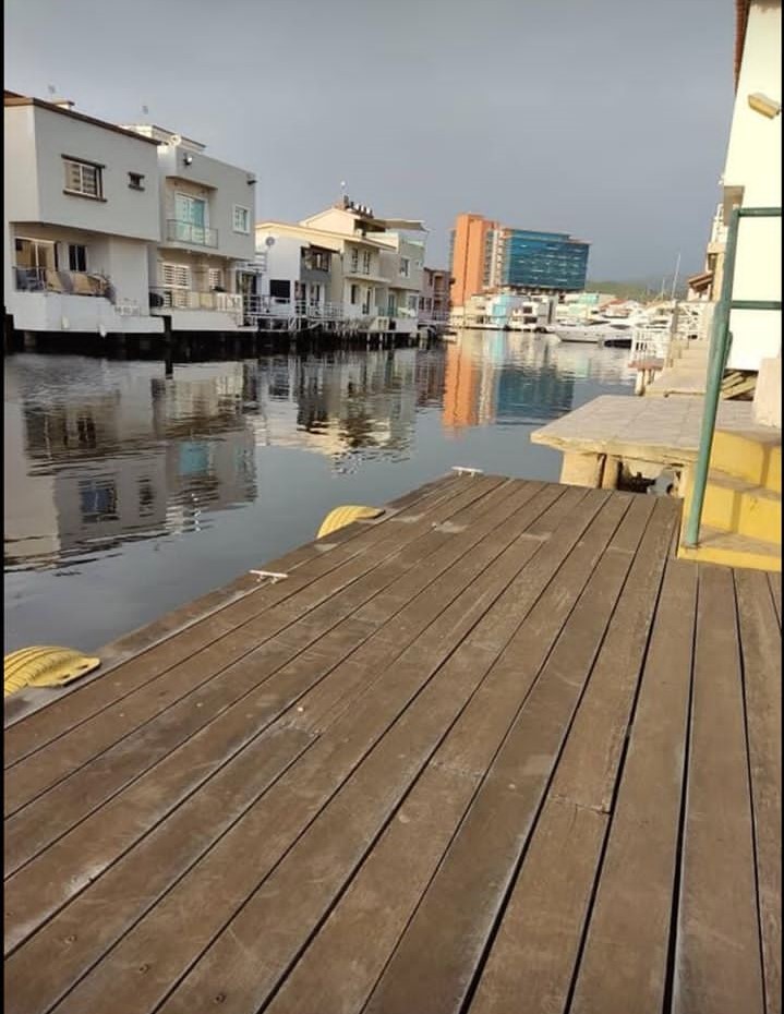 CASAS BOTE C, Palafito en venta, Lechería