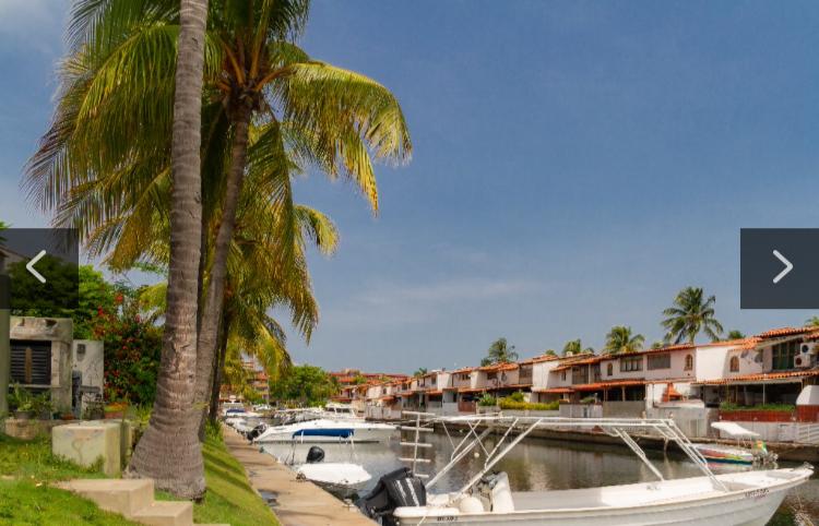 CAYO DE AGUA, Town House en venta, Lecheria