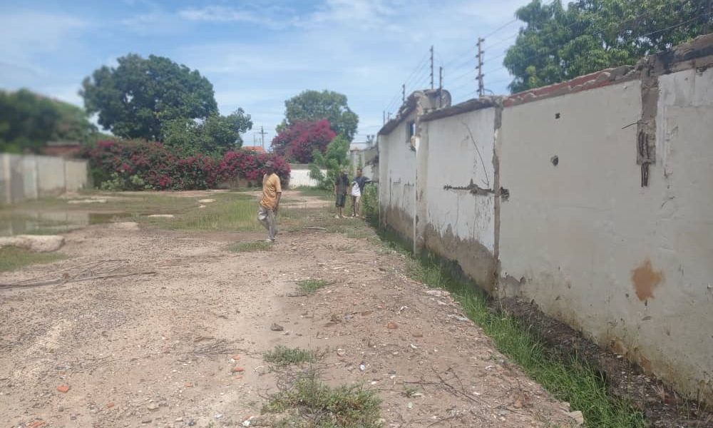 Calle Arismendi, Parcela de terreno en venta, Lecheria