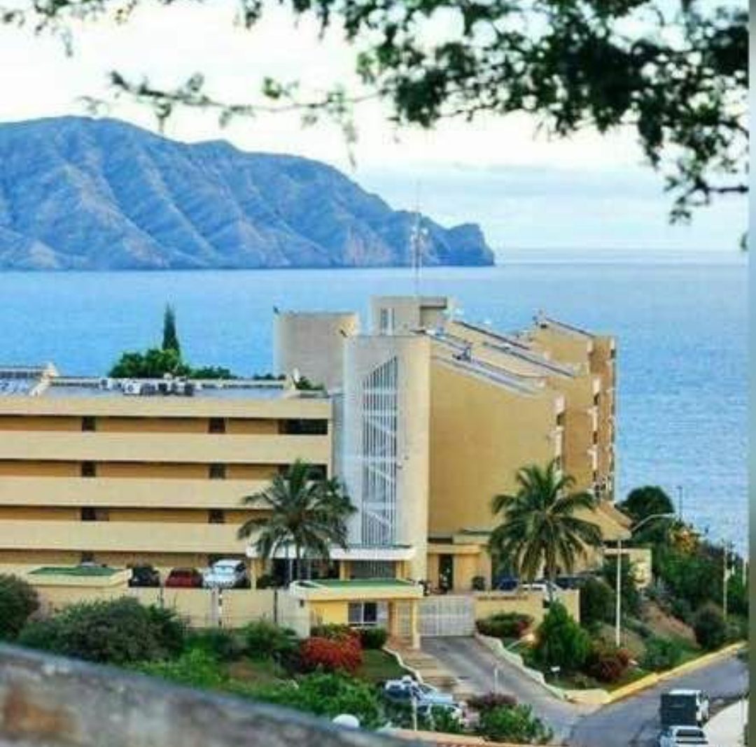 Apartamento en VENTA Parque Residencia Villamar, Lechería, Anzoátegui.